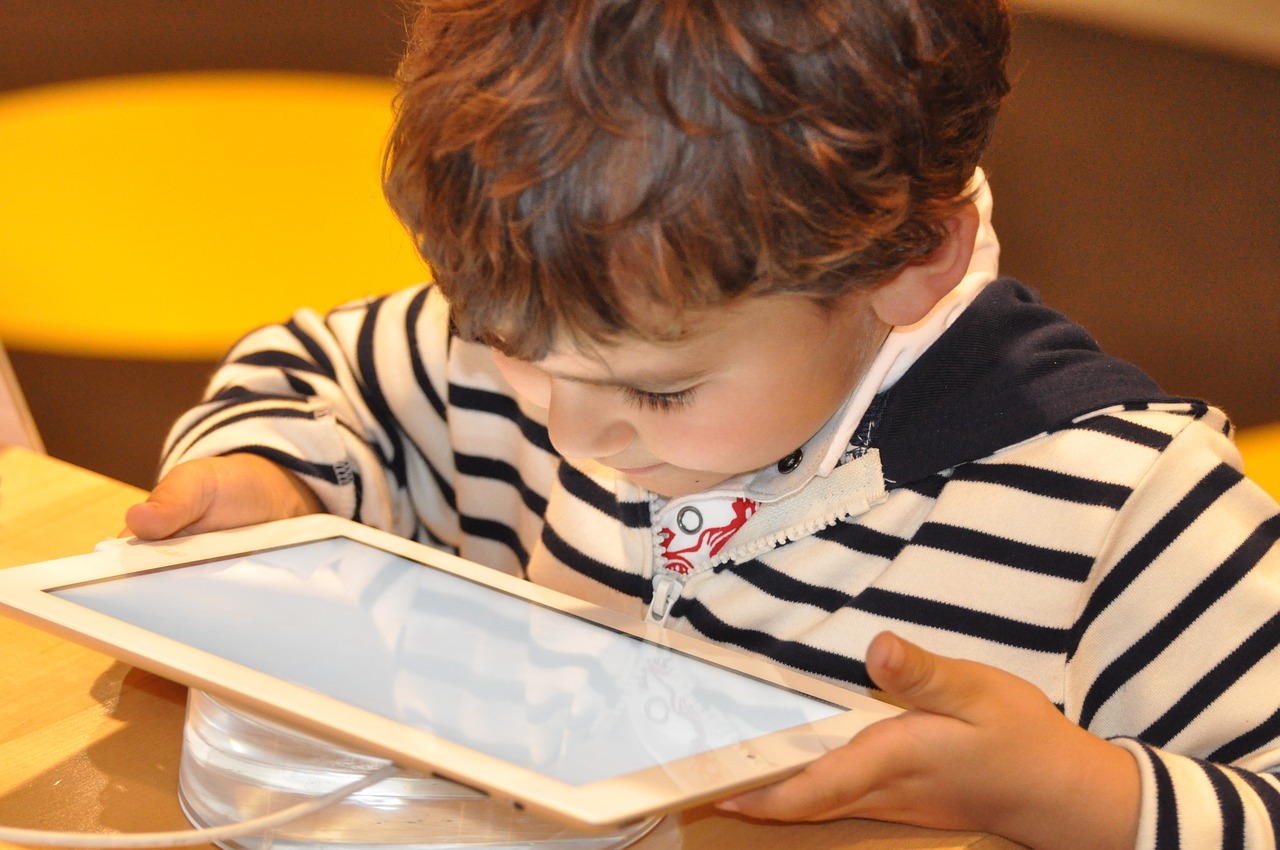 Safer Internet Day : quelques conseils pour garantir la sécurité de votre enfant en ligne